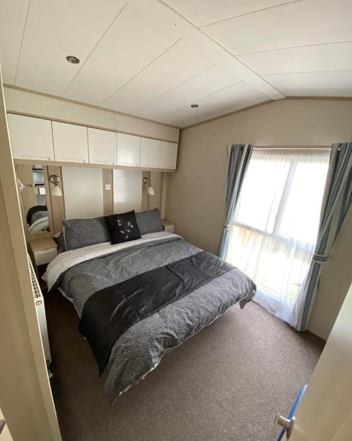 Tranquil Breaks Ltd Villa Prestatyn Exterior photo